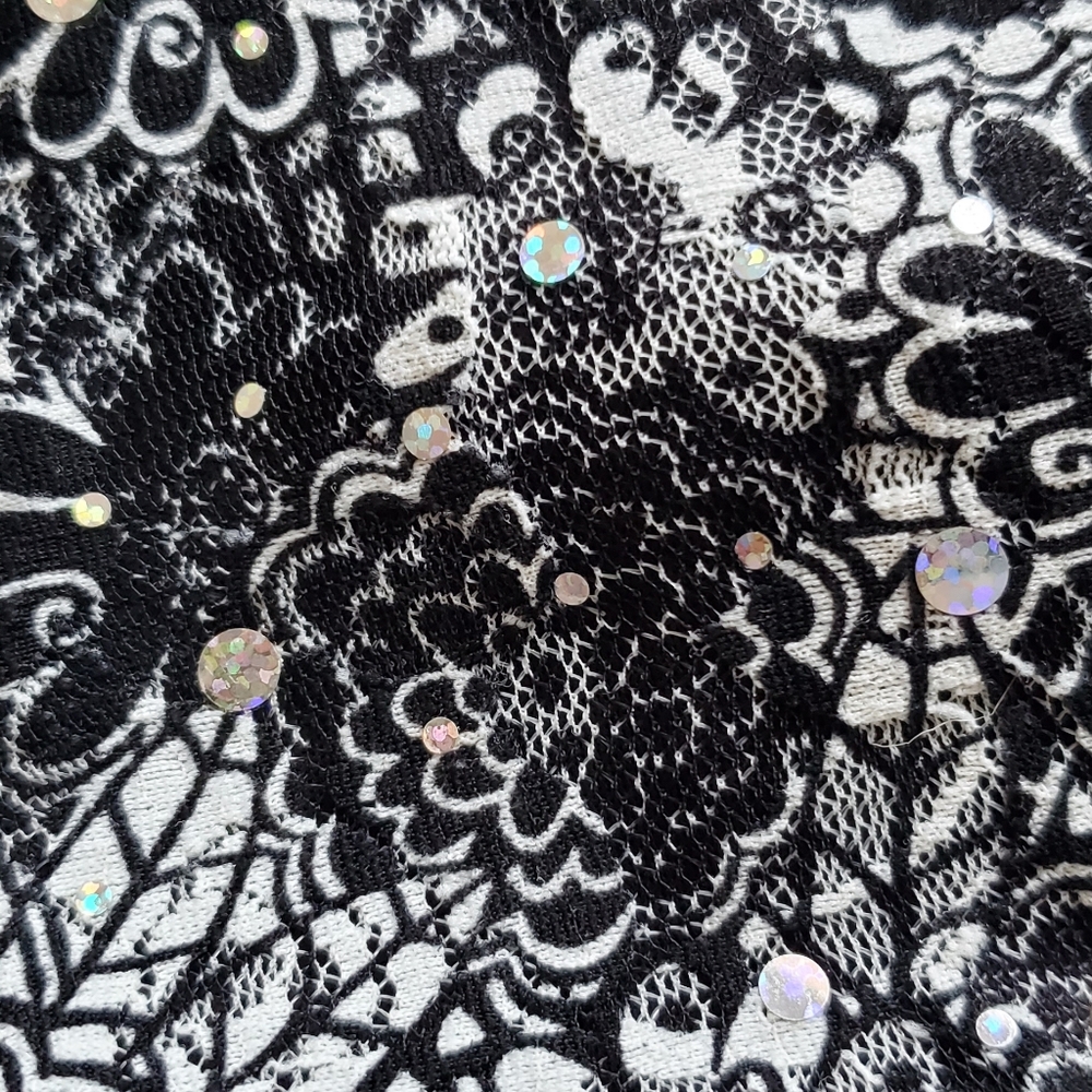 Dress - Picture 5 of 8